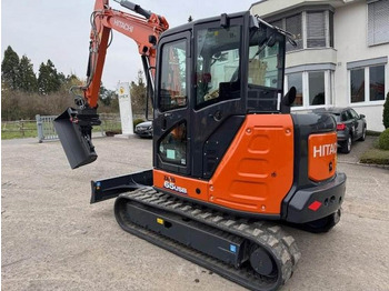 Miniexcavadora HITACHI ZX65