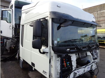 Cabina e interior DAF XF 106
