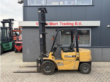 Carretilla elevadora diésel CATERPILLAR