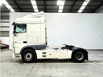 Cabeza tractora DAF XF 460 SPACECAB / STANDAIRCO / ADR: foto 2 Cabeza tractora DAF XF 460 SPACECAB / STANDAIRCO / ADR: foto 2
