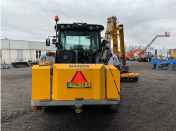 Tractor 2009 VALTRA T182 DIRECT ALL-WHEEL DRIVE FARM TRACTOR: foto 4