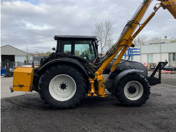 Tractor 2009 VALTRA T182 DIRECT ALL-WHEEL DRIVE FARM TRACTOR: foto 5