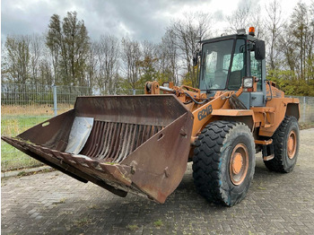 Cargadora de ruedas CASE