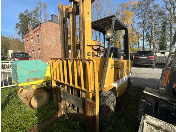 Carretilla elevadora CATERPILLAR