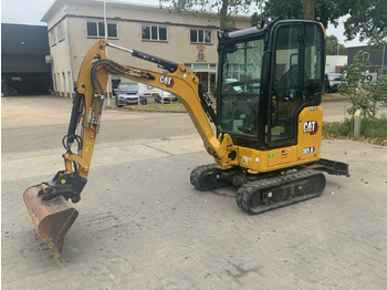 Miniexcavadora CATERPILLAR 301.6