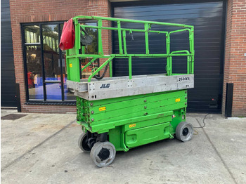 Plataforma elevadora JLG