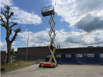 Plataforma elevadora JLG