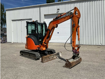 Excavadora de cadenas KOMATSU PC35MR-5