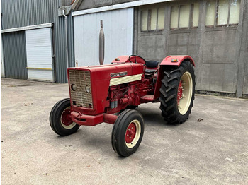 Tractor McCORMICK