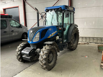 Tractor NEW HOLLAND T4