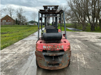 Carretilla elevadora NISSAN BF03A40 FORKLIFT: foto 4