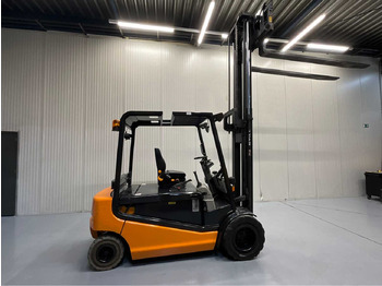 Carretilla elevadora STILL R60-50 FORKLIFT 5000KG WITH FORK POSITIONER - BATTERY 2018 - FORKS 2400MM: foto 4 Carretilla elevadora STILL R60-50 FORKLIFT 5000KG WITH FORK POSITIONER - BATTERY 2018 - FORKS 2400MM: foto 4