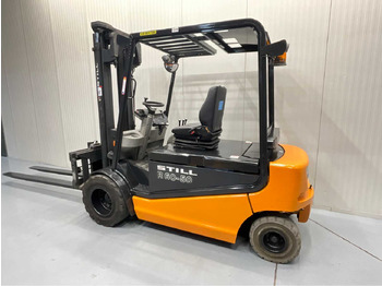 Carretilla elevadora STILL R60-50 FORKLIFT 5000KG WITH FORK POSITIONER - BATTERY 2018 - FORKS 2400MM: foto 3 Carretilla elevadora STILL R60-50 FORKLIFT 5000KG WITH FORK POSITIONER - BATTERY 2018 - FORKS 2400MM: foto 3