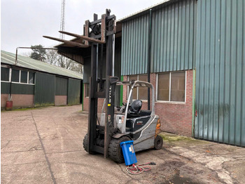 Carretilla elevadora STILL RX60