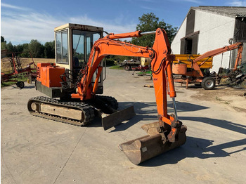 Miniexcavadora TAKEUCHI