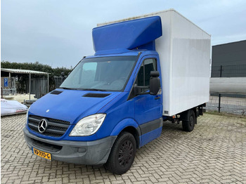 Furgoneta MERCEDES-BENZ Sprinter 513