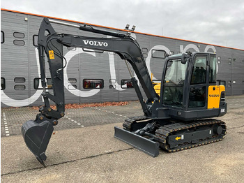 Excavadora de cadenas VOLVO EC60C