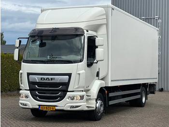 Camión caja cerrada DAF LF 260