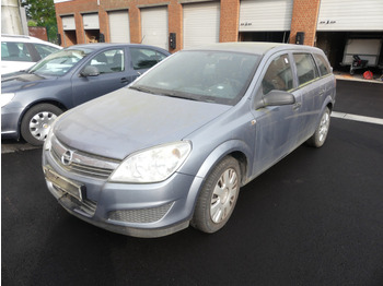 Coche OPEL