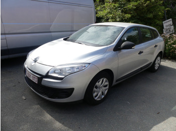 Coche familiar RENAULT