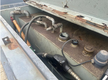 Tanque de almacenamiento IBC Steenbergen Kiwa IBC 2000 liter dieseltank met handpomp Milieutank: foto 4