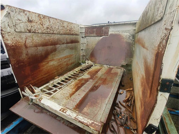 Implemento para Equipo de manutención Terberg Dumper: foto 4 Implemento para Equipo de manutención Terberg Dumper: foto 4