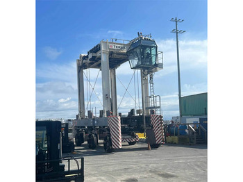 Equipo de manutención TEREX