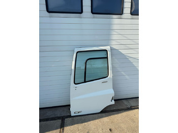 Puerta y piezas DAF CF