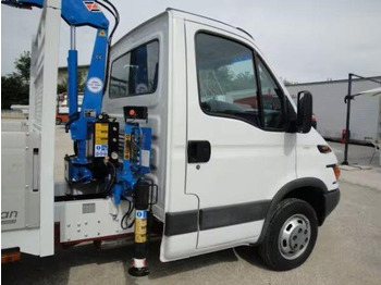 Camión caja abierta, Camión grúa Iveco Daily 35C11 - flatbed+crane: foto 5 Camión caja abierta, Camión grúa Iveco Daily 35C11 - flatbed+crane: foto 5