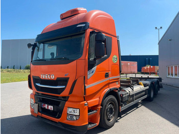 Camión chasis IVECO Stralis 460
