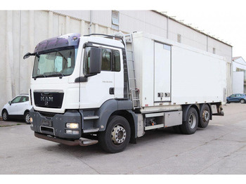 Camión volquete MAN