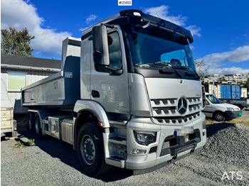 Camión multibasculante MERCEDES-BENZ Arocs