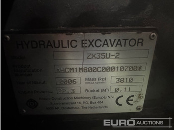 Miniexcavadora HITACHI ZX35