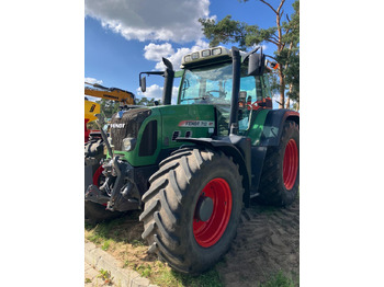 Tractor FENDT 700 Vario