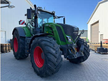Tractor FENDT 828 Vario