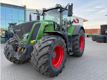 Tractor FENDT 828 Vario
