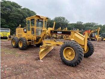 Grader CATERPILLAR 140H