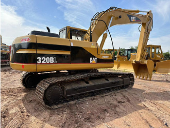 Excavadora de cadenas CATERPILLAR 320B