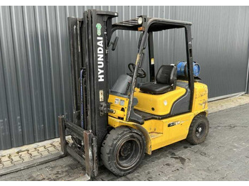 Carretilla elevadora de gas HYUNDAI