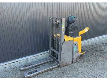 Apilador JUNGHEINRICH ERD