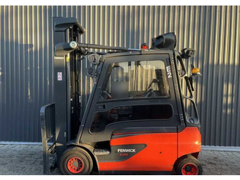 Carretilla elevadora eléctrica Linde E25-02: foto 2