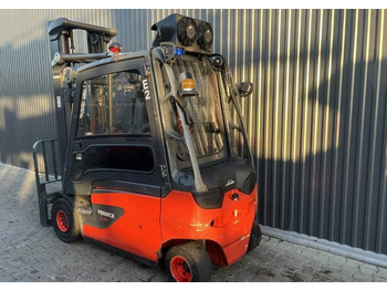 Carretilla elevadora eléctrica Linde E25-02: foto 3