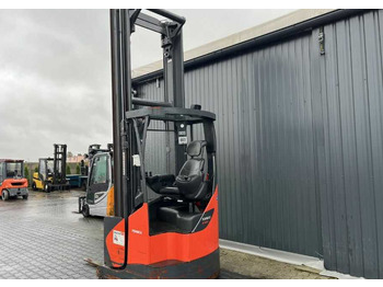 Retráctil Linde R14X: foto 3 Retráctil Linde R14X: foto 3