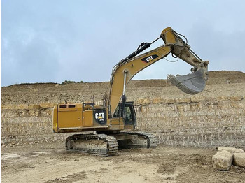 Excavadora CATERPILLAR 374
