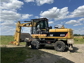 Excavadora CATERPILLAR M322D