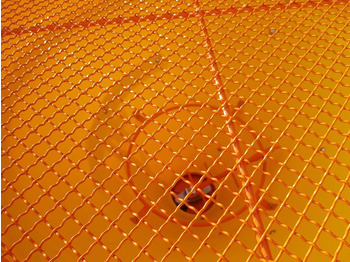 Esparcidor de sal nuevo Pronar PS250M: foto 4 Esparcidor de sal nuevo Pronar PS250M: foto 4