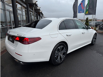 Sedan Mercedes-Benz E 450 4M Avantgarde+Pano+DistrPro+Digital+360: foto 5