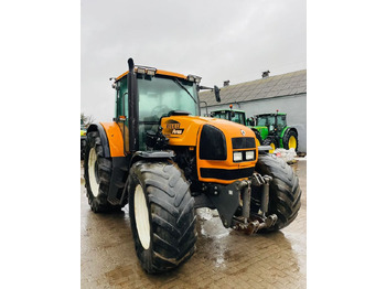 Tractor RENAULT Ares