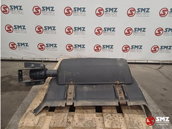 Carrocería y exterior para Camión Scania Occ spatbord + spatbordbeugel linksachteraan Scani: foto 2