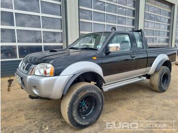 Pick-up 2004 Nissan Navara D22: foto 1